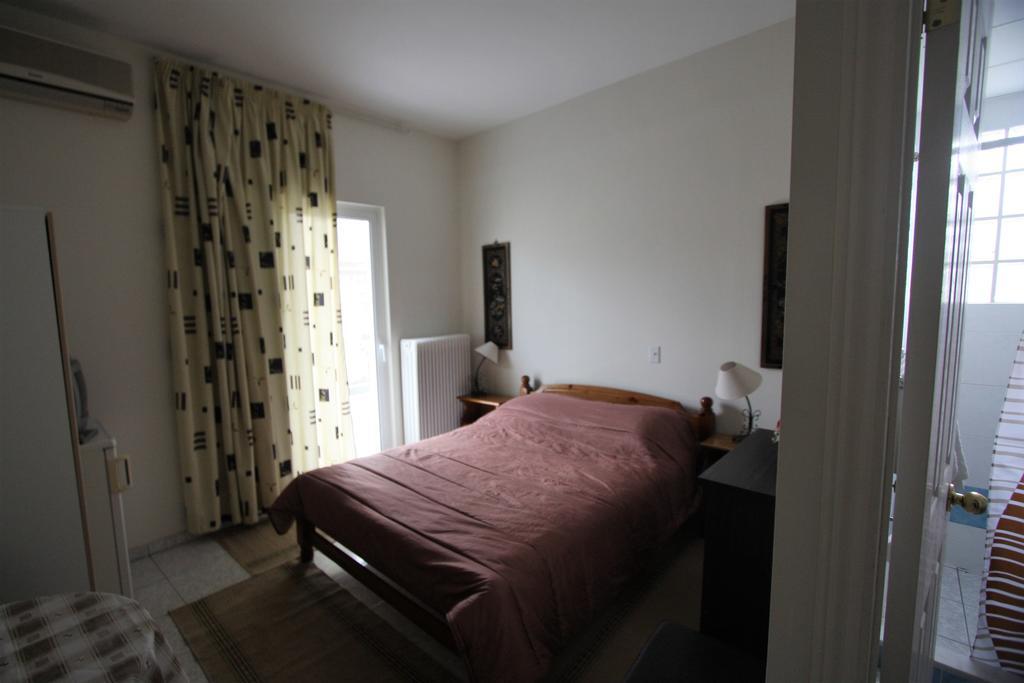 Miloi Rooms And Apartments Eksteriør billede